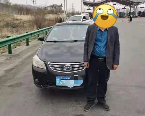 DƬ